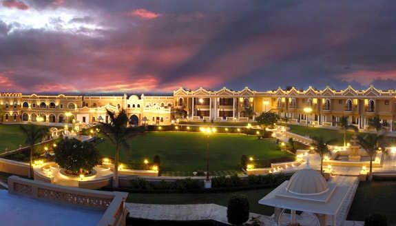 Heritage Hotel / Palace Stay